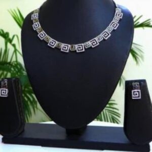Radiant Cubic Zirconia Silver Necklace & Earrings 027